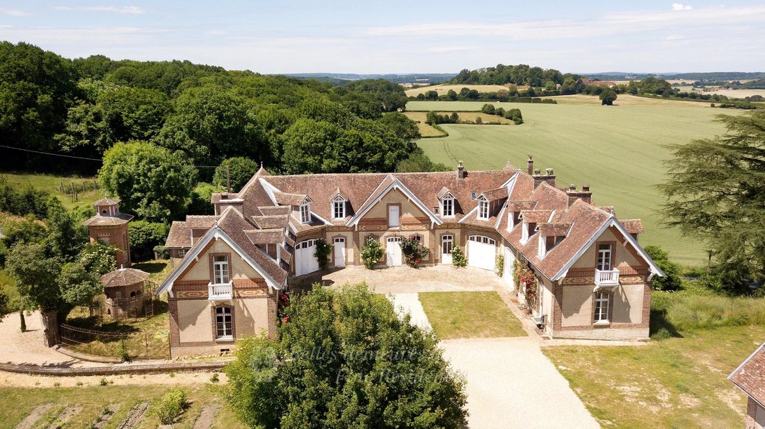 Estate in Centre Ville Sud, Nogent-le-Rotrou, France 1 - 16718064
