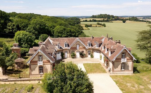 Anwesen in Nogent-le-Rotrou, Centre, Frankreich 1