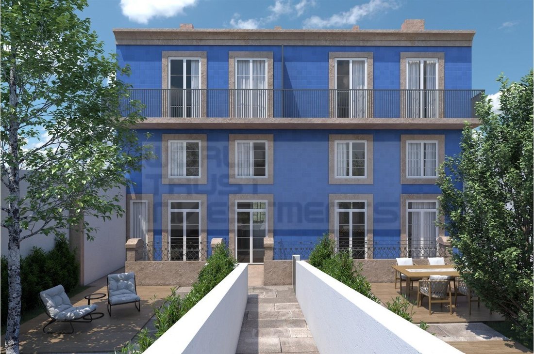 Apartment in Mafamude e Vilar do Paraiso, Porto District, Portugal 4 - 12464049