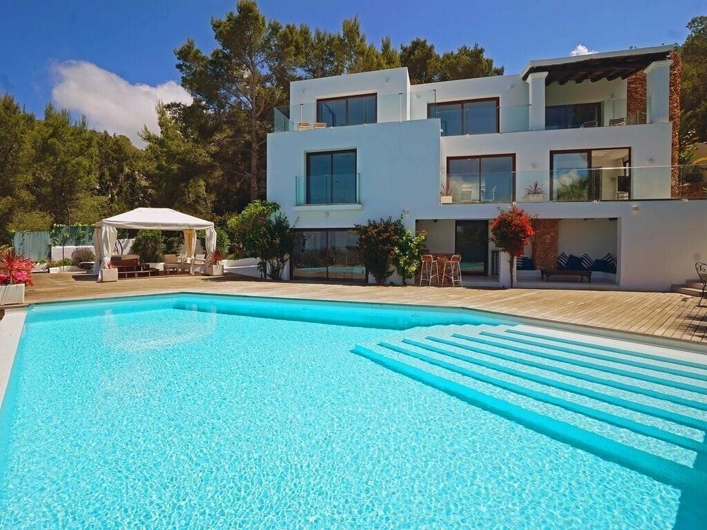 Villa in Sant Antoni de Portmany, Balearic Islands, Spain 1 - 16097911