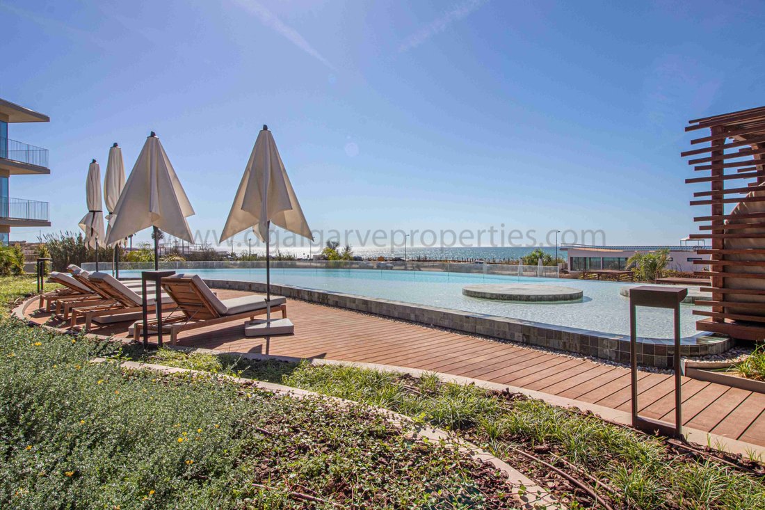 Apartment in Quarteira, Algarve, Portugal 1 - 16537160