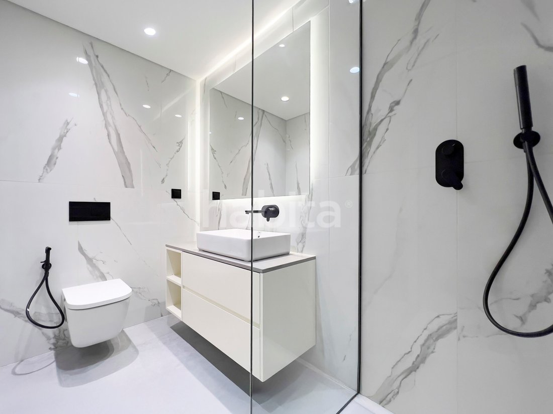 Apartment in Mafamude e Vilar do Paraiso, Porto District, Portugal 4 - 15215125