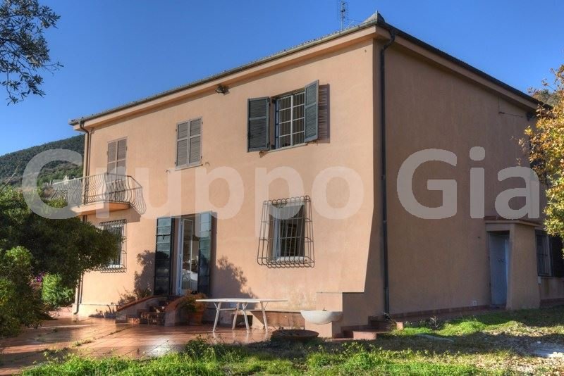 Villa in Central Hill, Alassio, Liguria 1 - 16717019