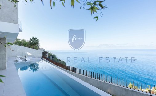 House in Arco da Calheta, Madeira, Portugal 1