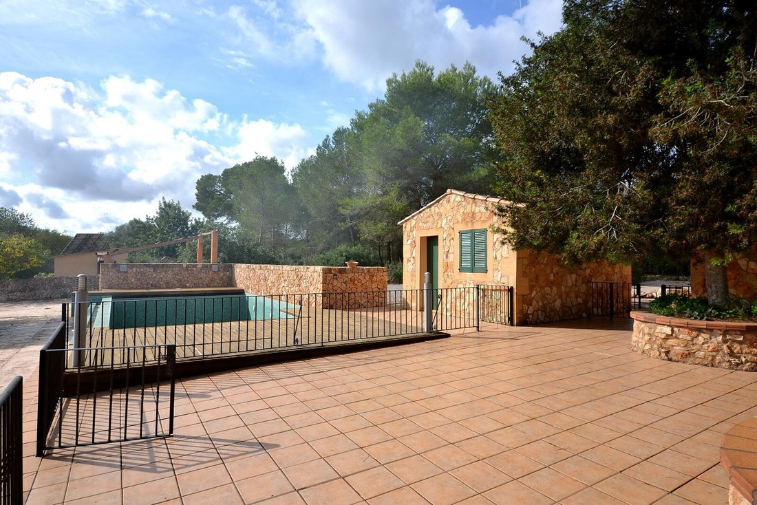 Finca in Llucmajor, Balearic Islands, Spain 4 - 16392622