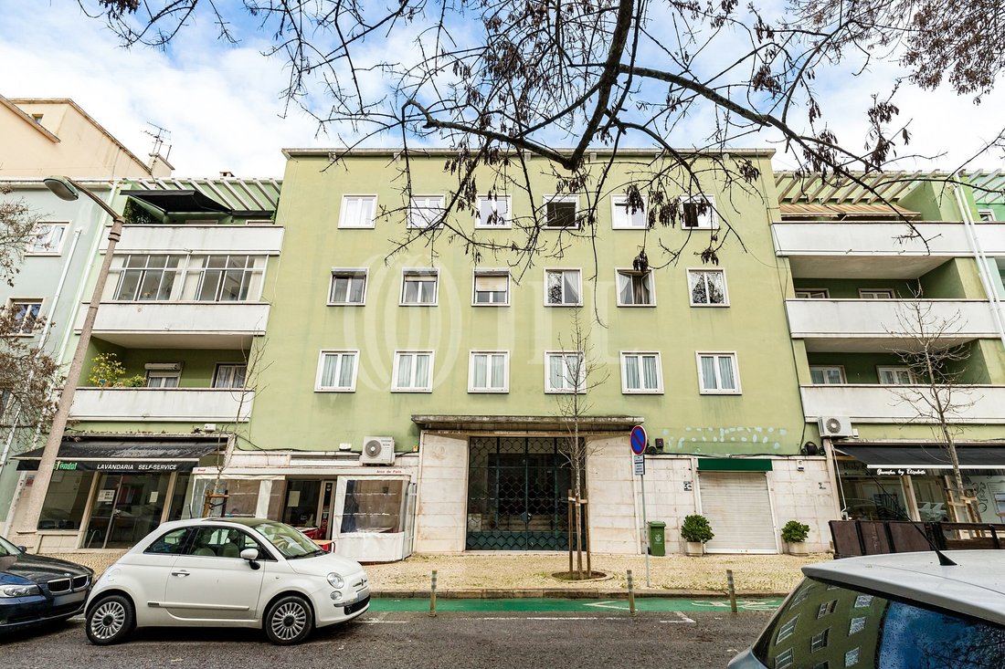 Apartment in Areeiro, Lisbon, Portugal 1 - 12506878