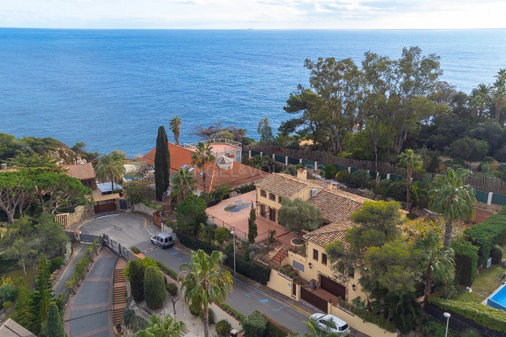 Villa in Blanes, Catalonia, Spain 2 - 13635540