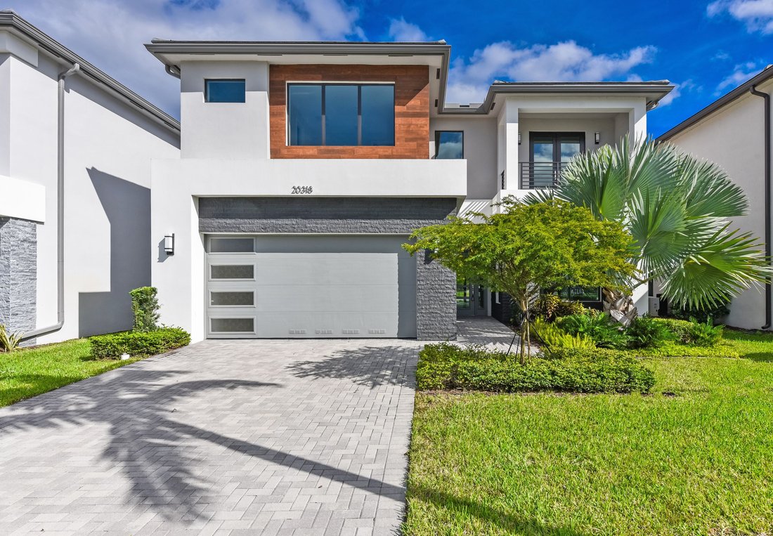 Boca Raton, Florida, United States 1 - 16712257