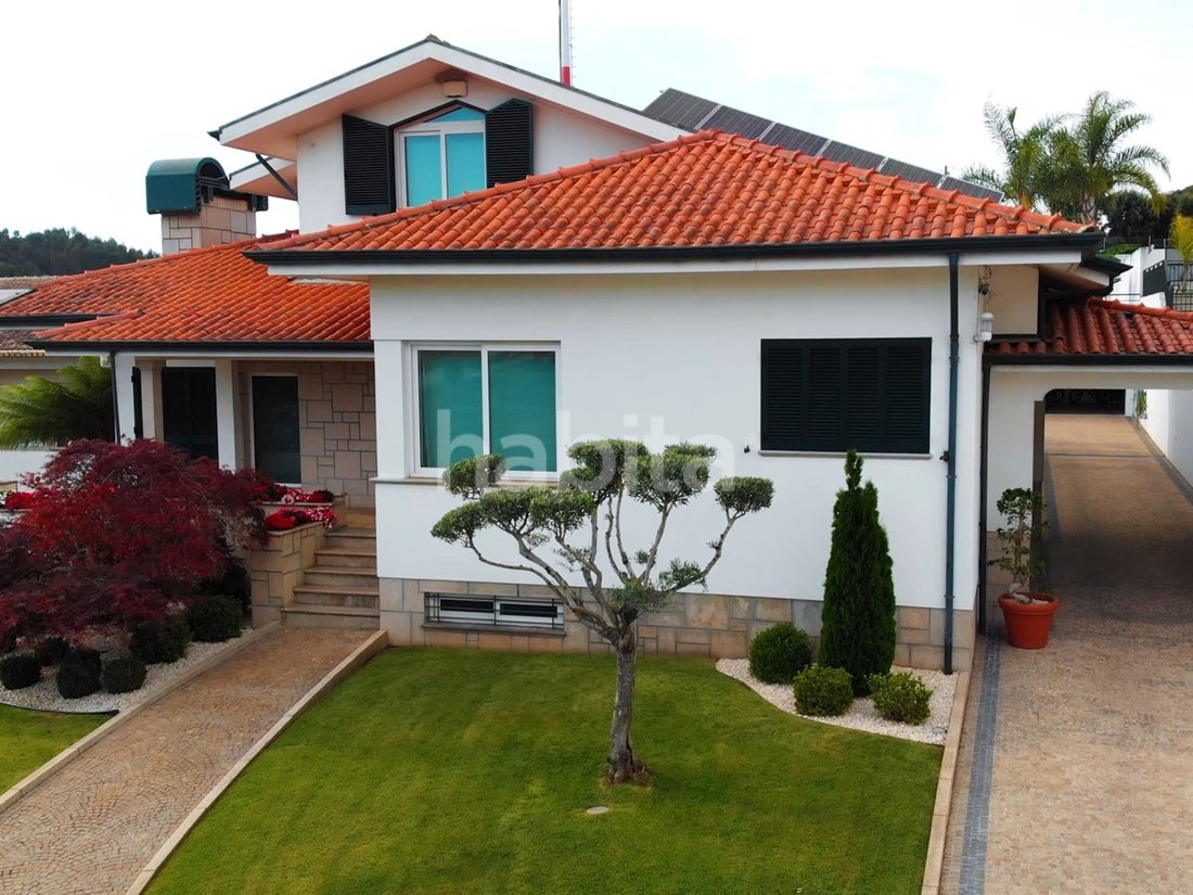 House in Gondomar (Sao Cosme), Valbom e Jovim, Porto District, Portugal 2 - 15215045