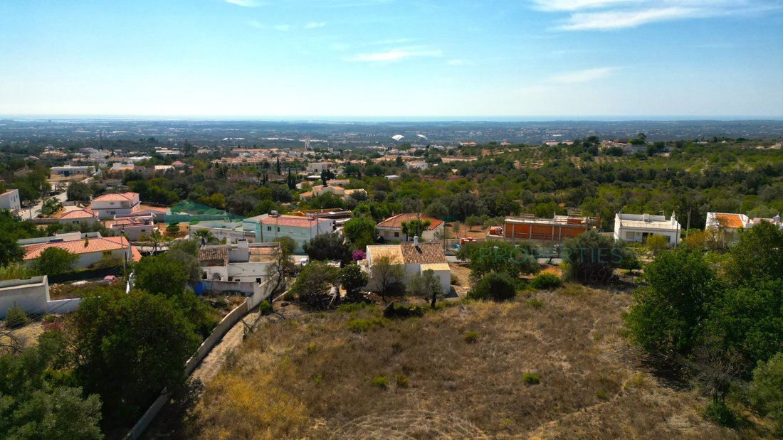 Land in Santa Barbara de Nexe, Algarve, Portugal 1 - 14139930