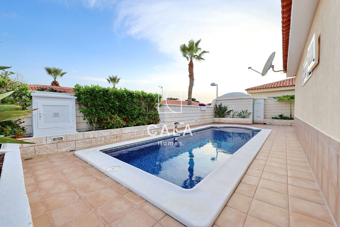 Villa in Callao Salvaje, Adeje, Canary Islands 4 - 16711219