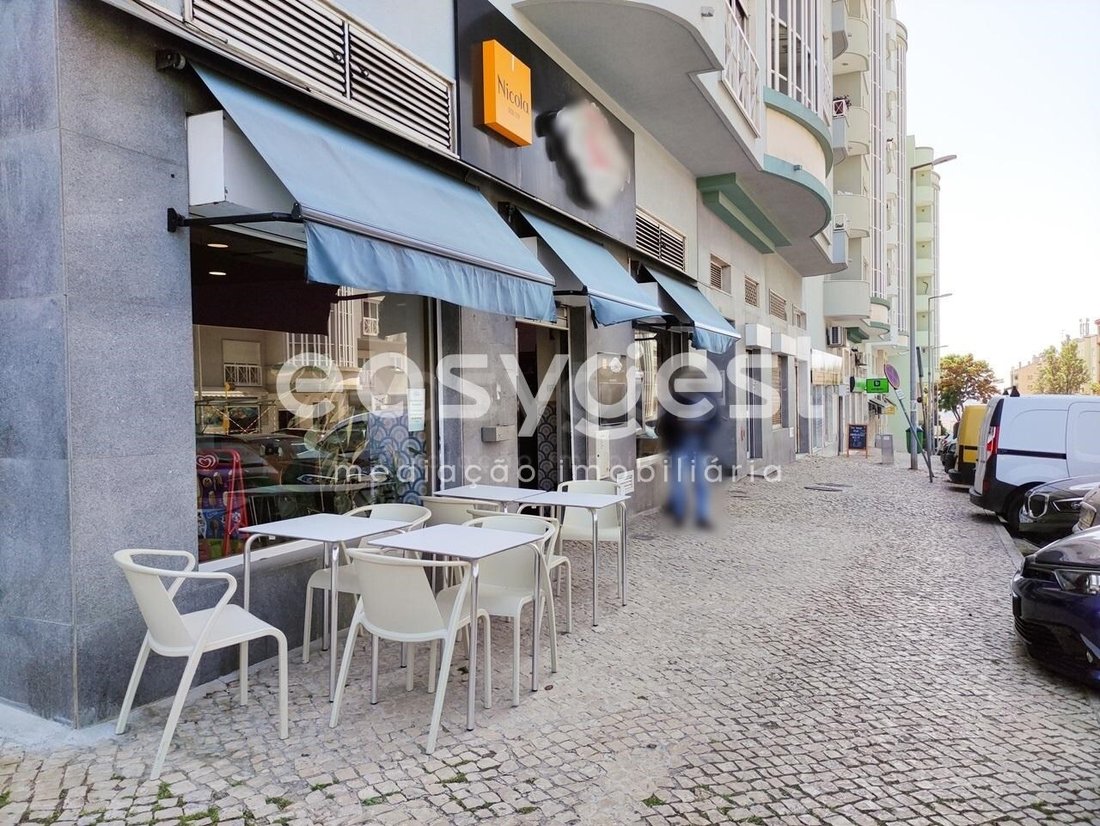 Ramada e Canecas, Lisbon, Portugal 3 - 15627024