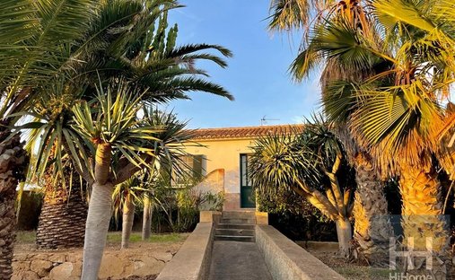 House in Porto Santo Island, Madeira, Portugal 1