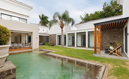 Condo in Pozos, San José Province, Costa Rica 1