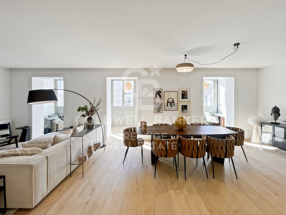 Apartment in Eixample, Barcelona, Spain 1 - 14587281