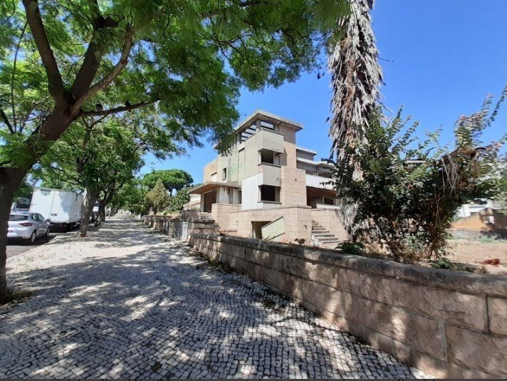 Land in Belem, Lisbon, Portugal 4 - 15101901