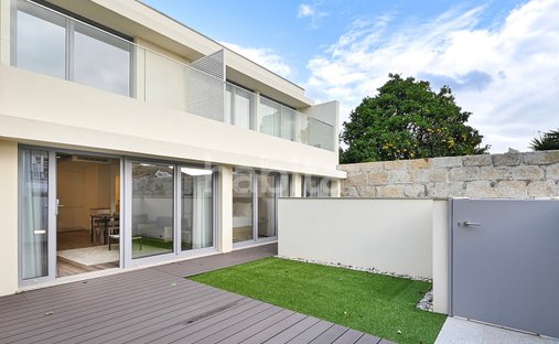 House in Santa Marinha e Sao Pedro da Afurada, Porto District, Portugal 1