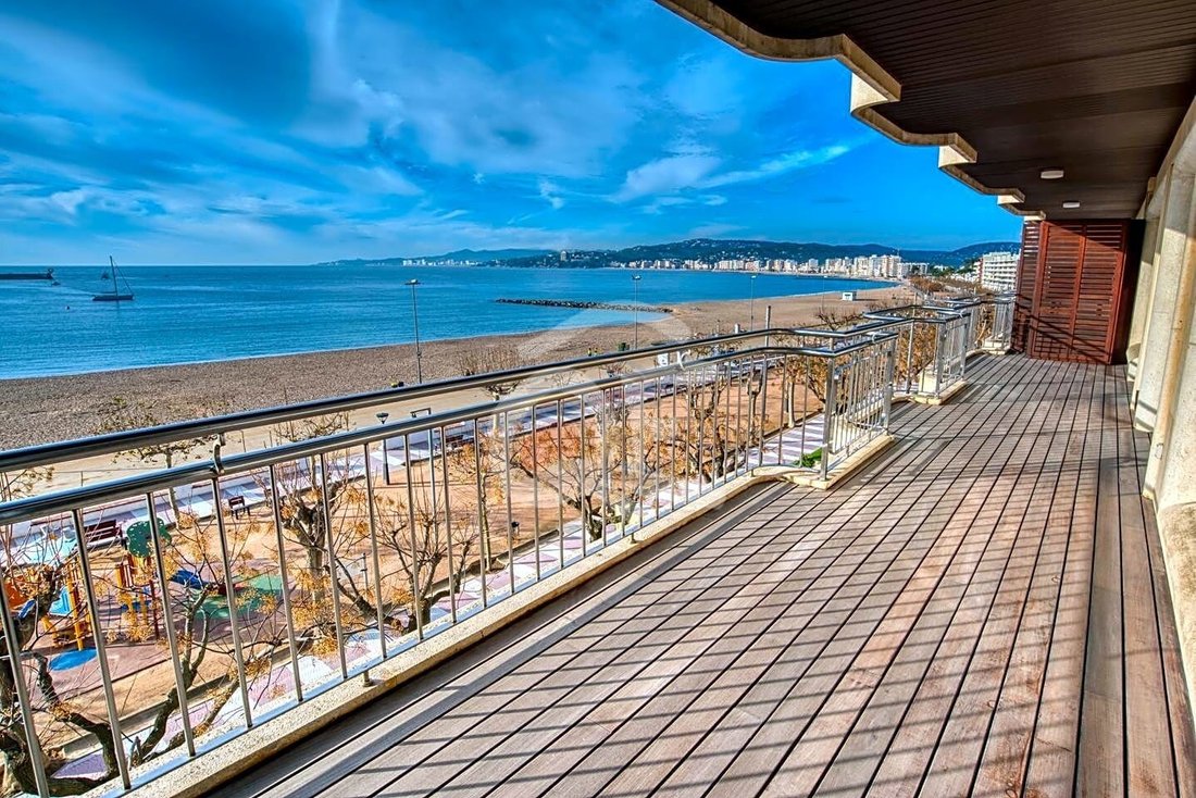 Apartment in Palamos, Catalonia, Spain 2 - 11527203