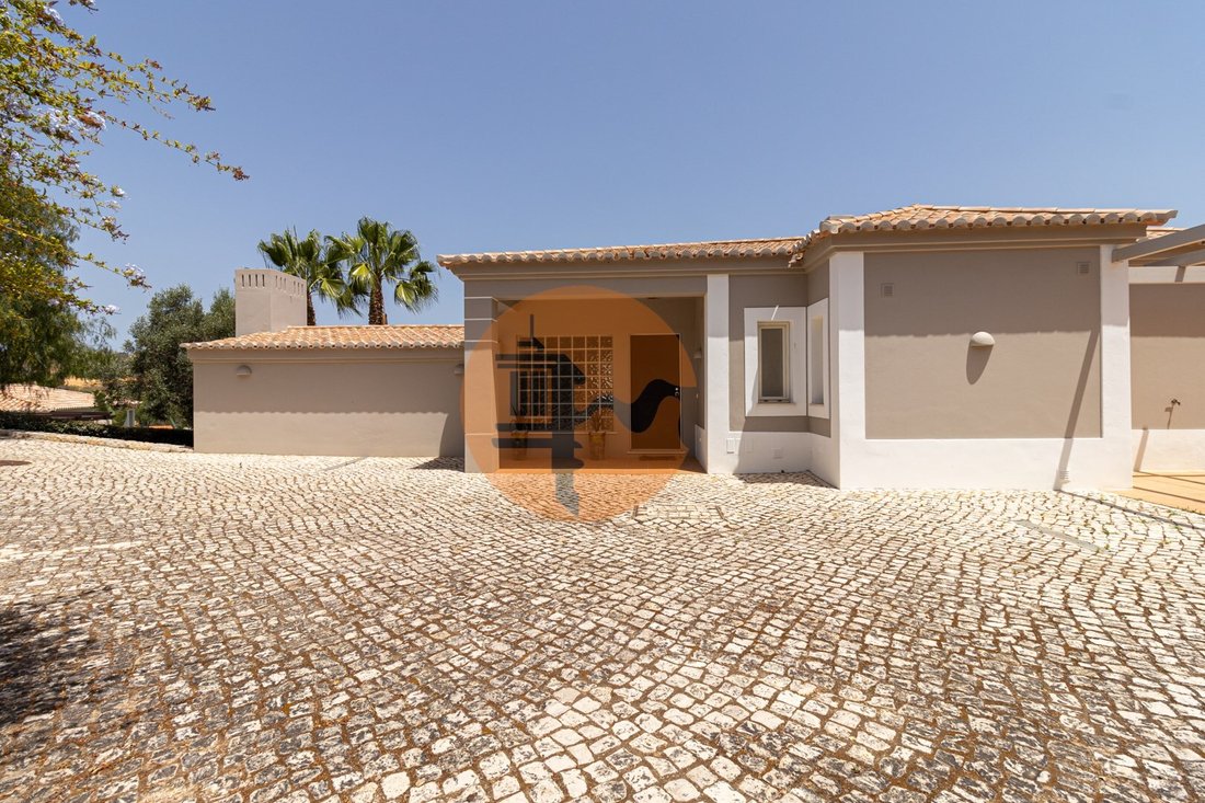 House in Estombar e Parchal, Algarve, Portugal 4 - 14882223