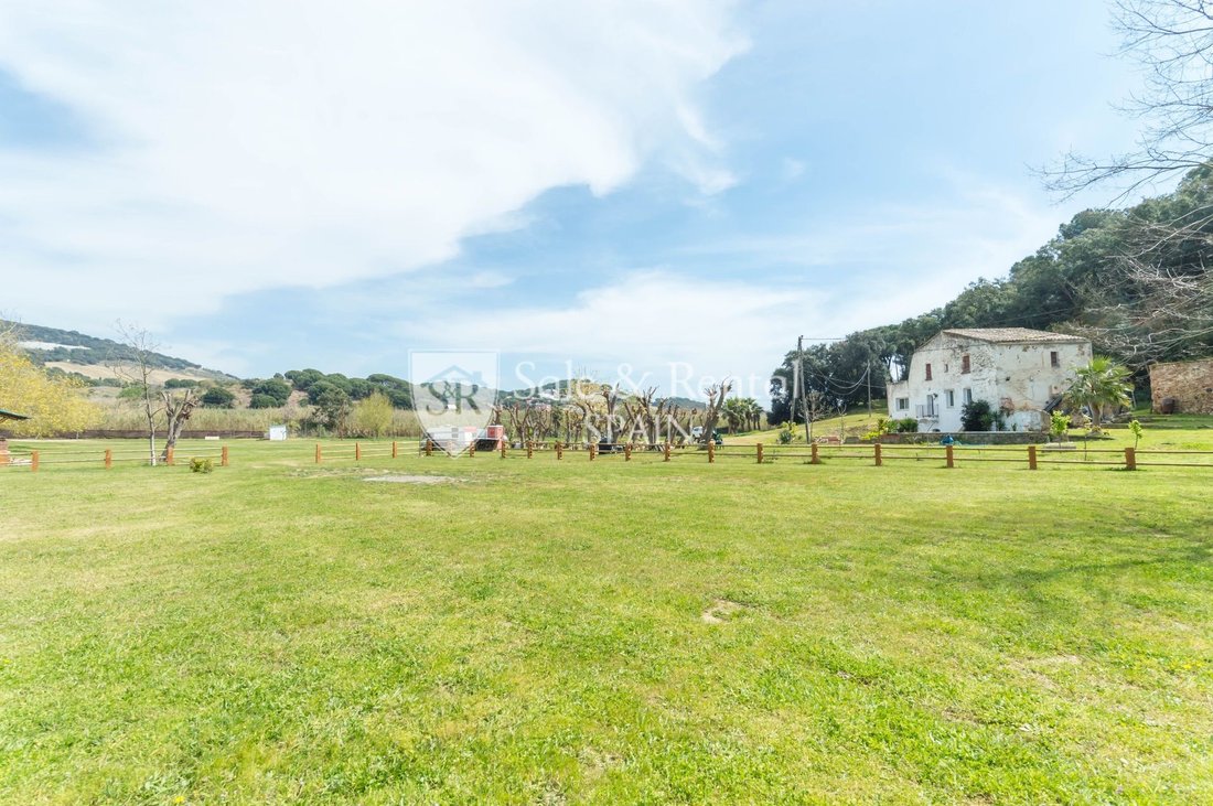 Chalet à Sant Pol de Mar, Catalogne, Espagne 1 - 16712701