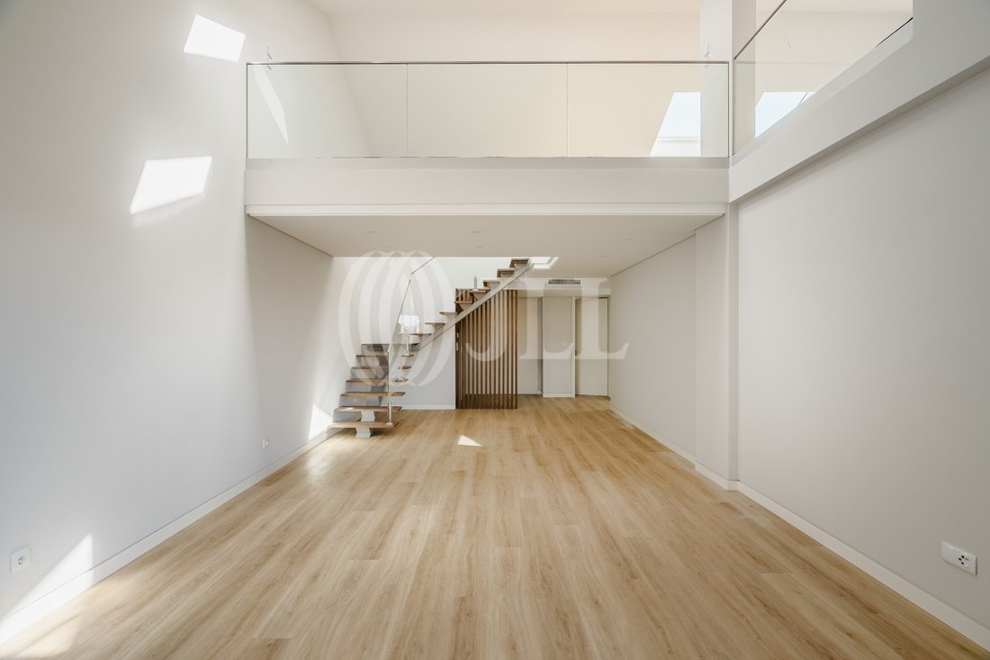 Apartment in Carcavelos e Parede, Lisbon, Portugal 1 - 13976994