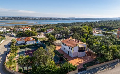 House in Vau, Leiria District, Portugal 1
