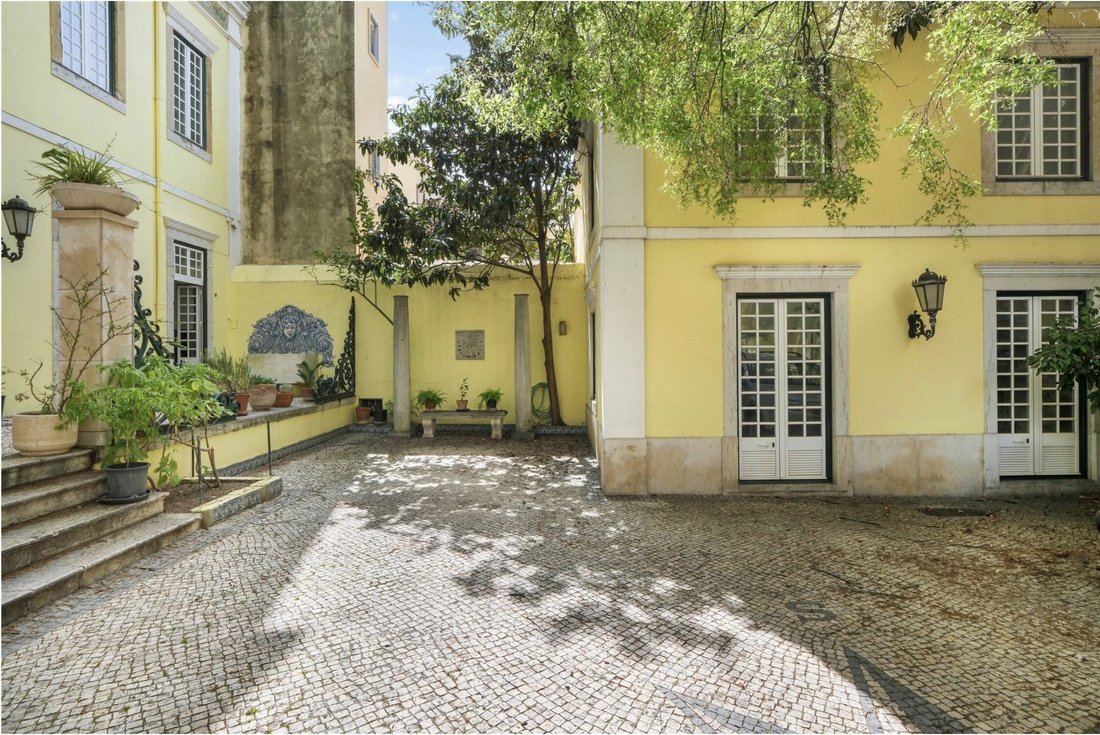 Chateau in Milharado, Lisbon, Portugal 3 - 14255935