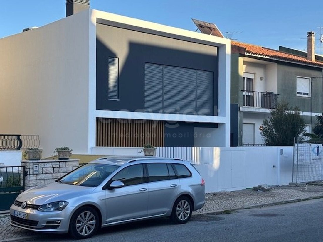 House in Loures, Lisbon, Portugal 3 - 15728646