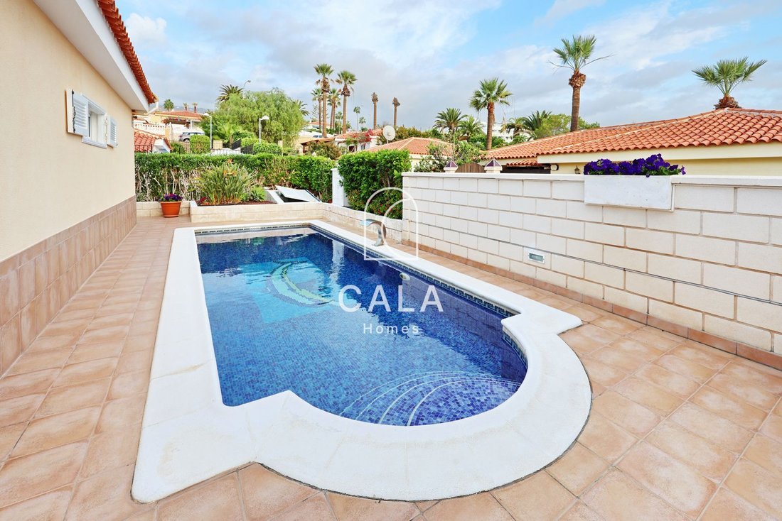 Villa in Callao Salvaje, Adeje, Canary Islands 2 - 16711219