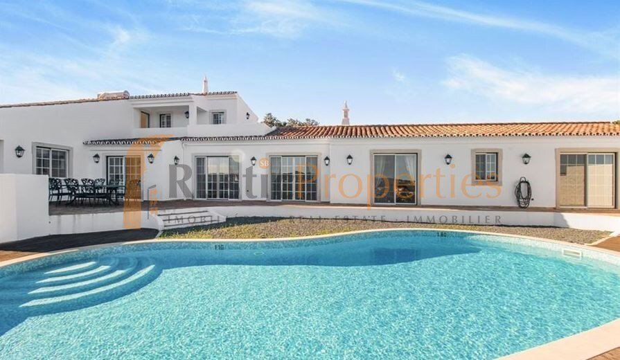 Villa in Faro (Se e Sao Pedro), Algarve, Portugal 2 - 15639034