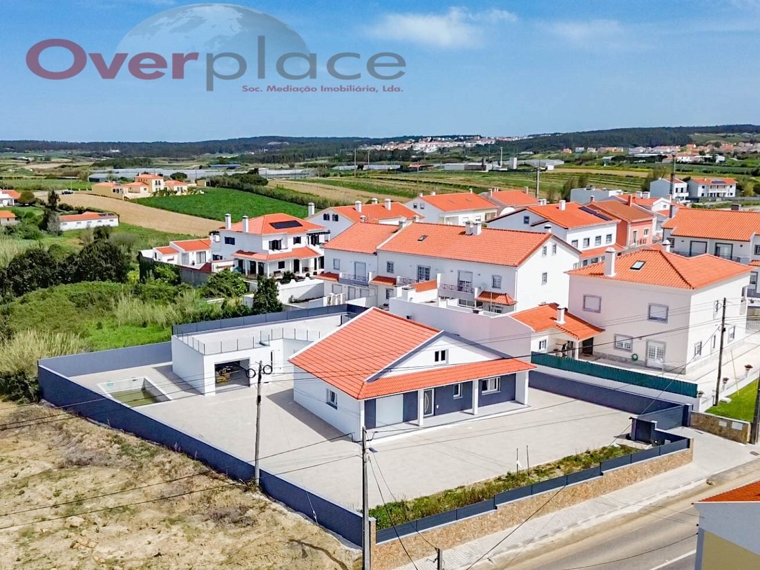 House in Atouguia da Baleia, Leiria District, Portugal 1 - 15487215