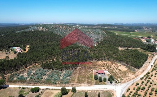 Terreno en Campelos e Outeiro da Cabeca, Distrito de Lisboa, Portugal 1
