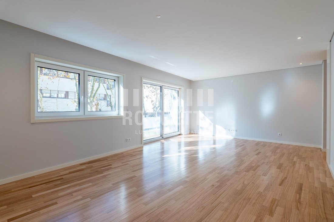 Apartment in Aldoar, Foz do Douro e Nevogilde, Porto District, Portugal 1 - 16678302
