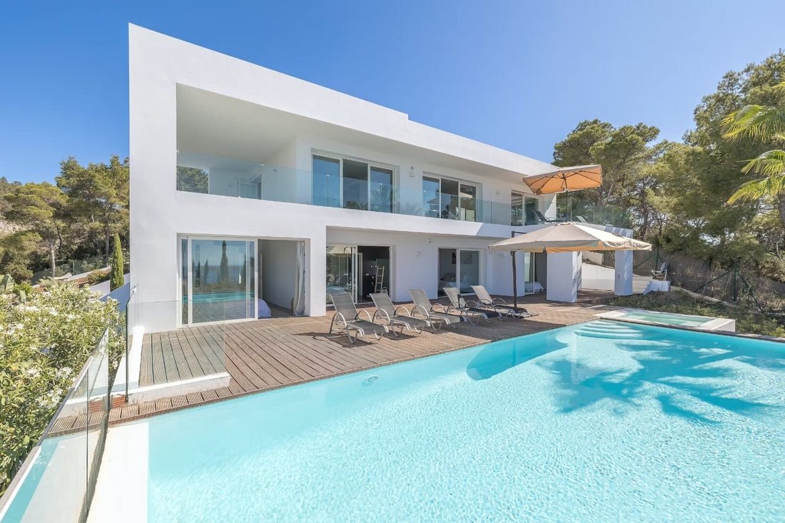 Villa in Cala Moli, Sant Josep de sa Talaia, Spain 1 - 16097898