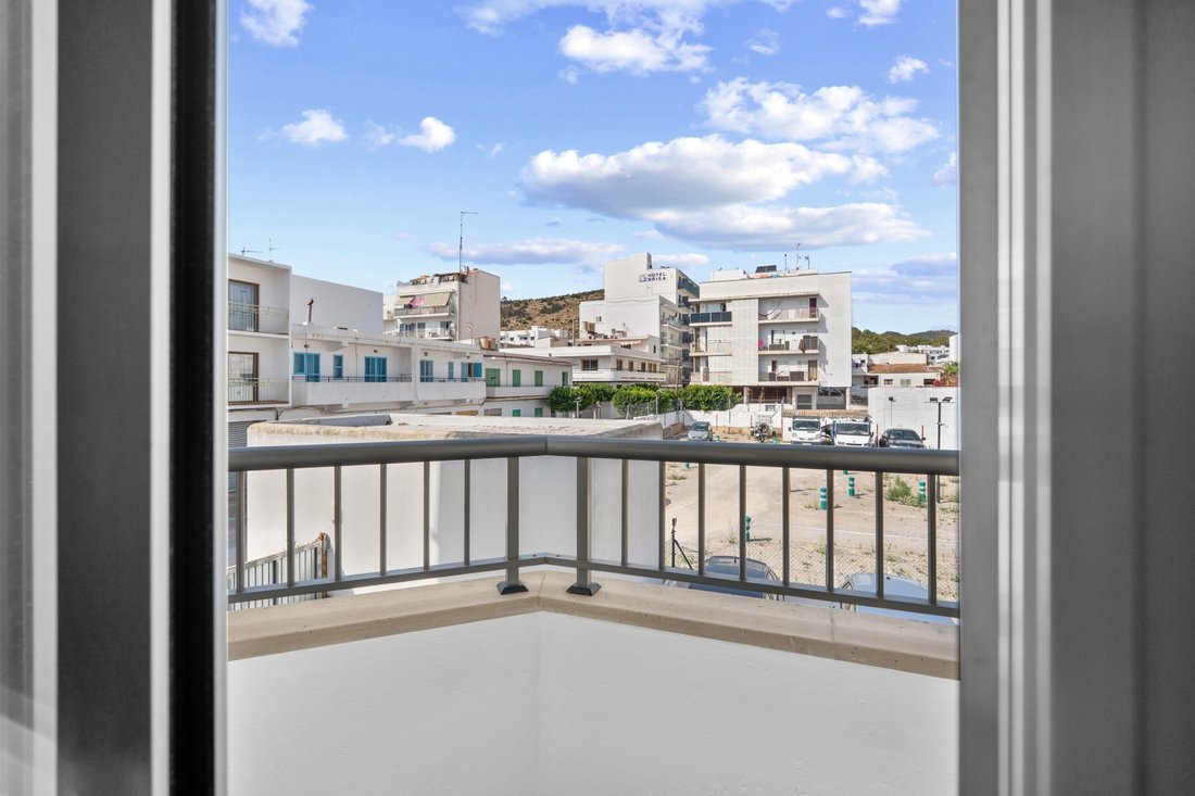 Apartment in Sant Antoni de Portmany, Balearic Islands, Spain 4 - 16493091