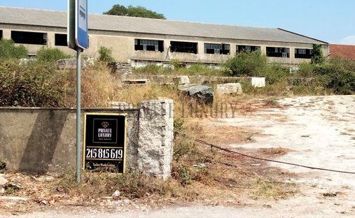 Land in Almargem do Bispo, Lisbon, Portugal 1