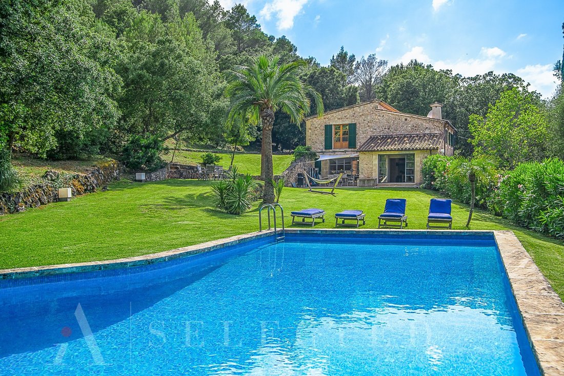 Chalet in Pollenca, Balearic Islands, Spain 1 - 11557179