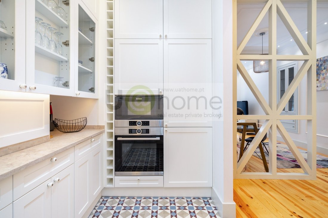 Apartment in Misericordia, Lisbon, Portugal 4 - 15487176