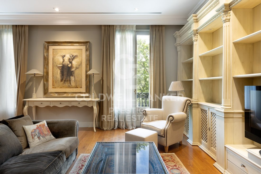 Apartment in Eixample, Barcelona, Spain 5 - 14587435