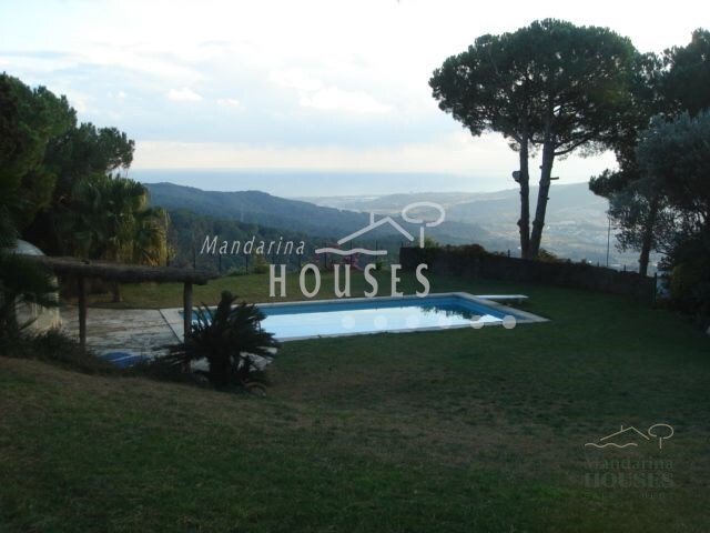 Finca in Argentona, Catalonia, Spain 2 - 10546466