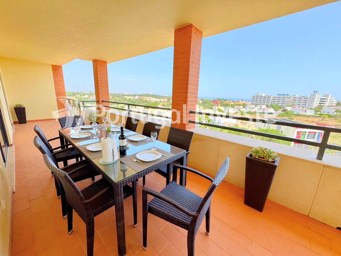 Apartment in Olhos de Agua, Algarve, Portugal 1 - 16484296