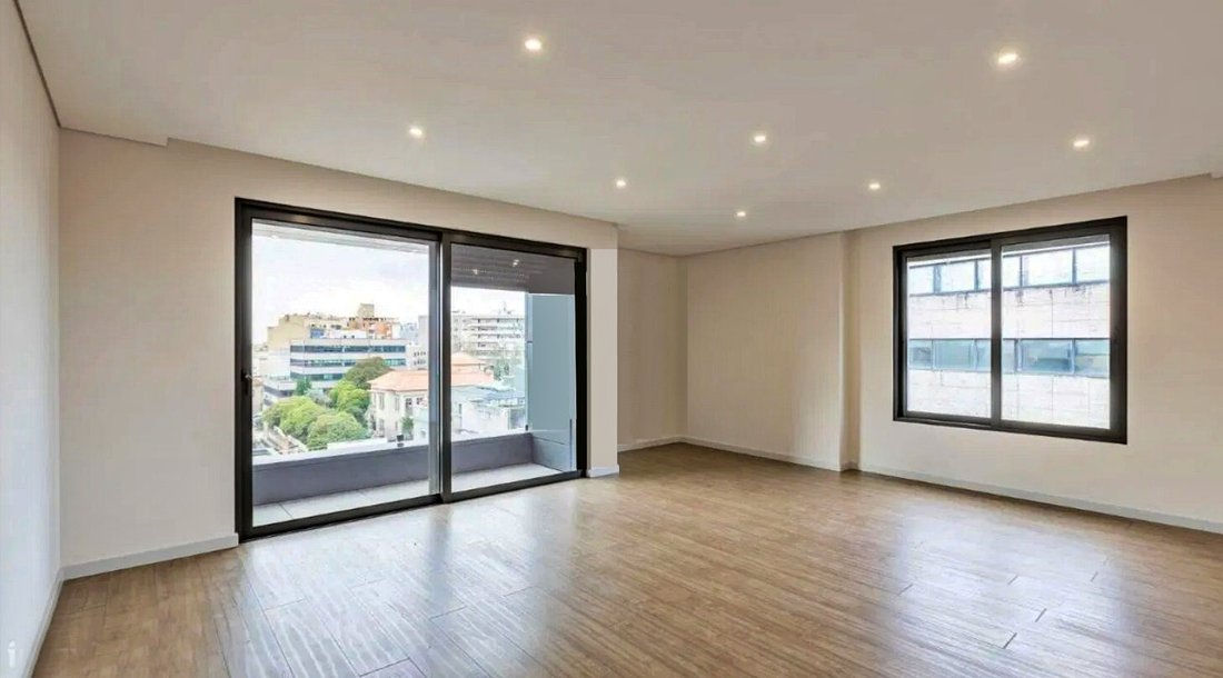 Apartment in Lordelo do Ouro e Massarelos, Porto District, Portugal 2 - 12517227