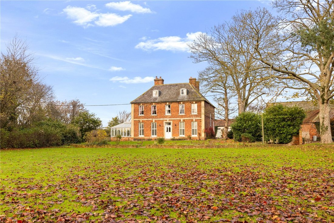 House in Laughton, England 1 - 16713123