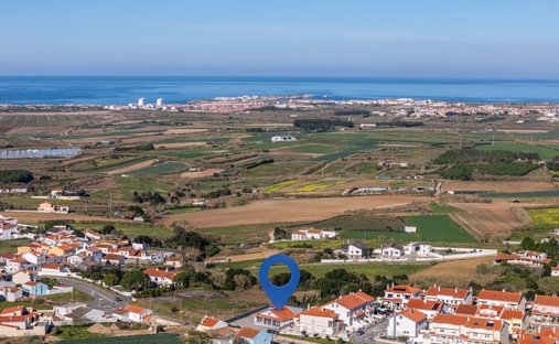 House in Atouguia da Baleia, Leiria District, Portugal 1