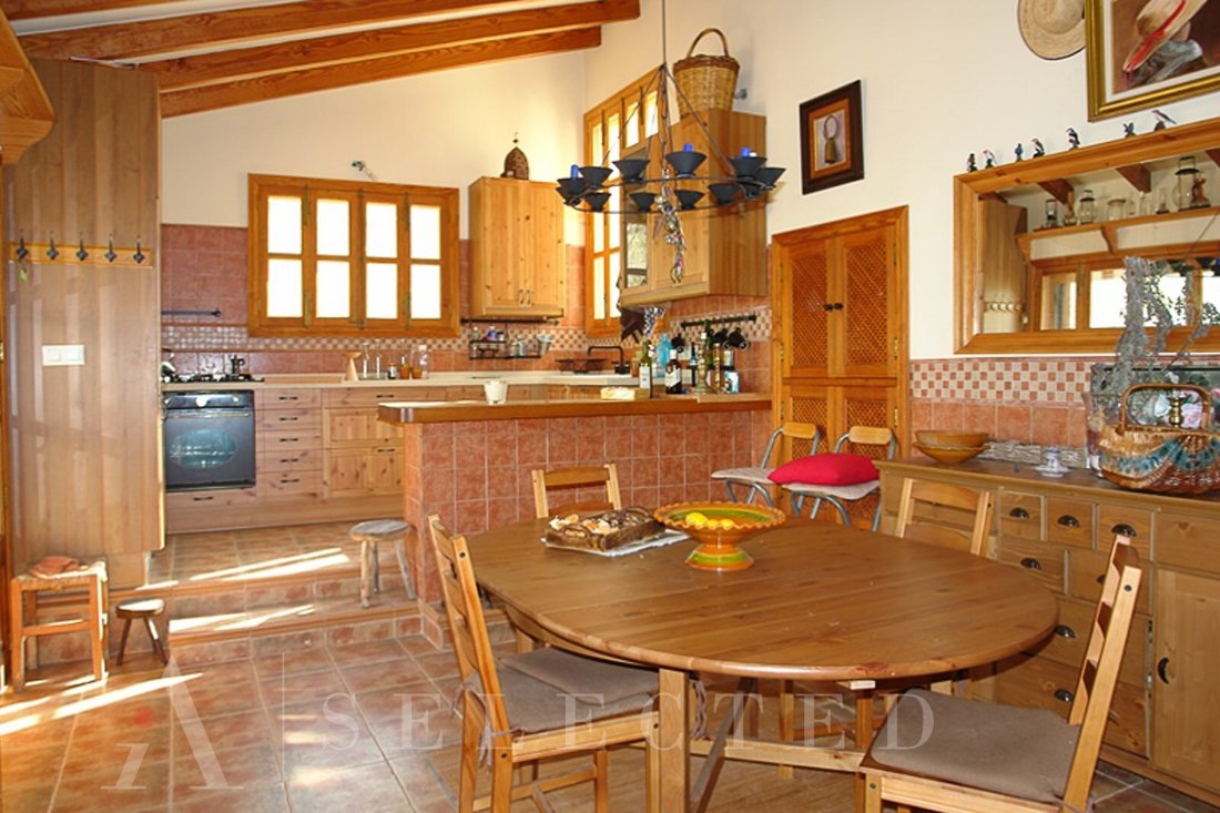 Chalet in Buger, Balearic Islands, Spain 4 - 10696576