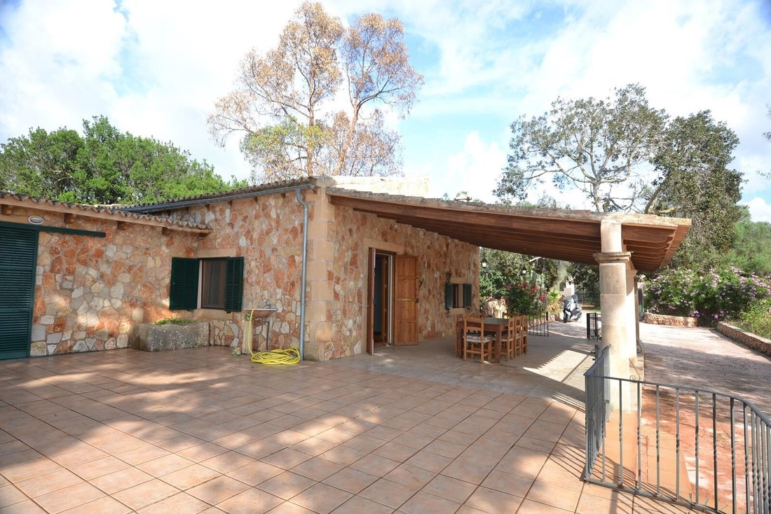 Finca in Llucmajor, Balearic Islands, Spain 2 - 16392622