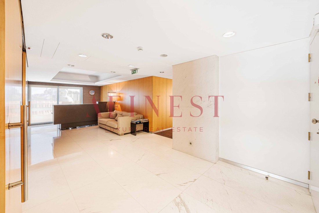 Apartment in Avenidas Novas, Lisbon, Portugal 5 - 16055452