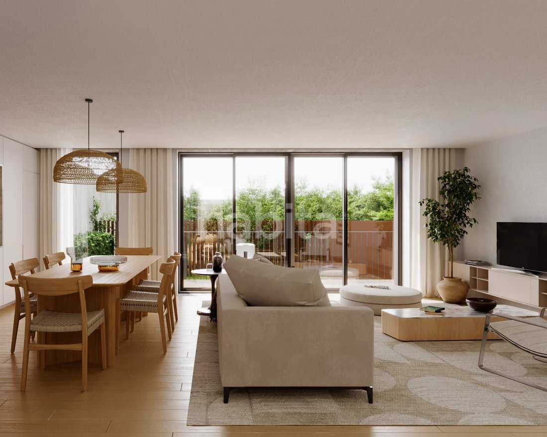 Apartment in Paranhos, Porto District, Portugal 1 - 16502689