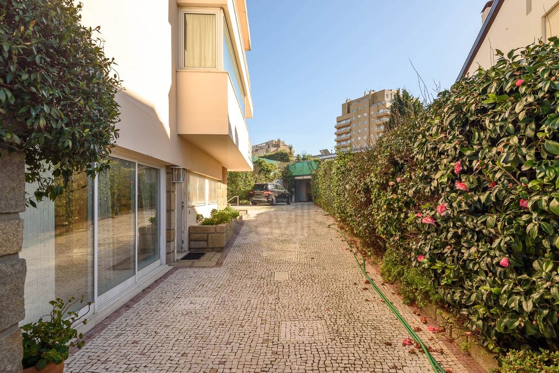 House in Aldoar, Foz do Douro e Nevogilde, Porto District, Portugal 1 - 15034510