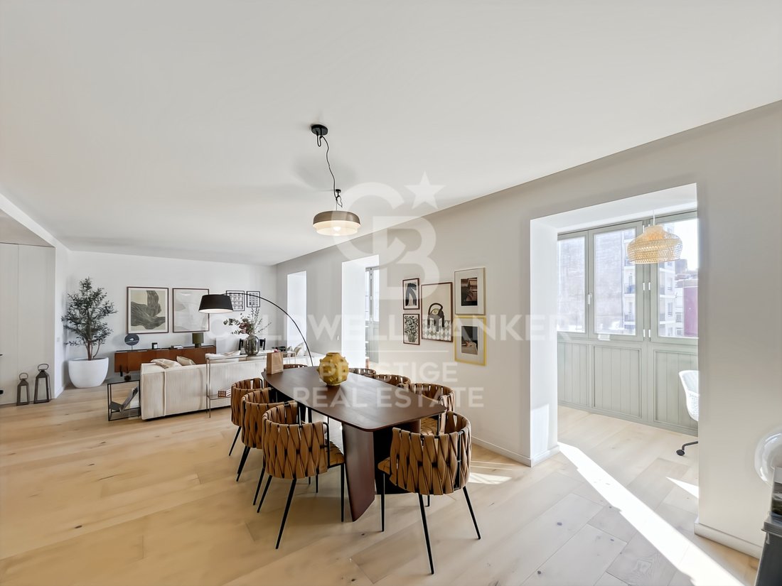 Apartment in Eixample, Barcelona, Spain 2 - 14587281